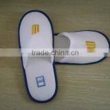 Disposable Open Toe Brushed Fabric Design Print Personalized White Hotel Slippers thumbnail-6