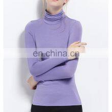 62/5000 Оптовая индивидуальная крупногабаритная женская осенняя полосатая футболка с длинными рукавами, женская однотонная черная юбка, стильный воротник-туртleneck, осенний пиджак thumbnail-4