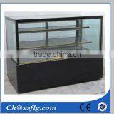 Acrylic Cake Display thumbnail-1