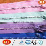 High Quality Single Row Customize Puller Rhinestone Zipper , Diamond Zipper thumbnail-1