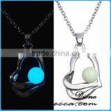 Plated Noctilucent Necklace Pendant Women Heart Shape Glow Dark Necklace thumbnail-1