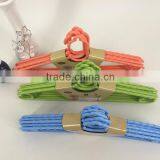 Xu Feng Cheap Colorful Plastic Hanger Supermarket Home Use Factory thumbnail-3