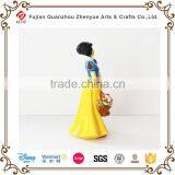 Beautiful Resin Snow White Figure for Garden Decor thumbnail-2