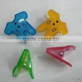 Transparent Plastic Clip thumbnail-1