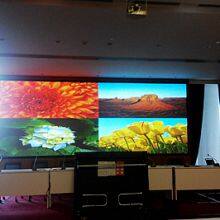 Projection Screen thumbnail-1