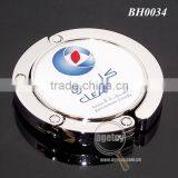 Saudi Arabia Souvenirs Promotional Round Portable Foldable Handbag Holder Hook Zinc Alloy Metal Dubai Print Custom Bag Hanger thumbnail-2