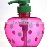 500ml Strawberry shaped dot body lotion spray bottle shampoo plastic empty container