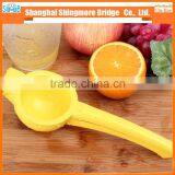 China Fruit Tool Manufacturer Top Sale Manual Orange Juicer for Family thumbnail-2