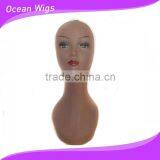 Plastic Mannequine Head thumbnail-1