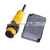 M18 Retro Reflective Photo Sensor Switch With M12 Connector, Photoelectric Switch Sensor,AC 2 Wire Photo Electric Sensor Switch thumbnail-2