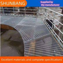 Galvanized steel grating manufacturers sell hot-dip galvanized steel grating and heavy-duty pressure welded galvanized steel grating