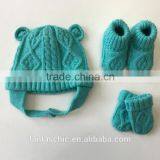 Baby's Cute Kintted Cable Hat, Mitten,boots 3pcs Set thumbnail-2