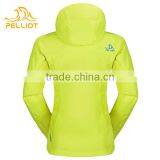 OEM Hot Sale Softshell Jacket Men Outdoor Waterproof Jackets thumbnail-6