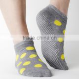custom grip women socks for yoga