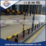 The Cast Iron Base Bent Block Car Pole of Traffic Facility thumbnail-1