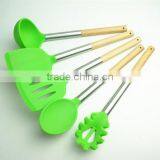 33058 Silicone Kitchen Cooking Utensils With Wooden Handle thumbnail-4