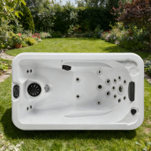 AlgeriaAcrylic Rectangular Whirlpool Bath TubHydromassageeffectivelyrelievesmusclefatigue. thumbnail-1