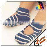 Wholesale high quality cotton soft touch baby anti-slip socks