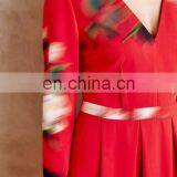 China Supplier Fashion Women Long Sleeves Fitted Sexy v Neck Red Fit and Flare Floral Print Dress thumbnail-4