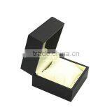 High Quality Black Leather Covered Wooden Custom Watch Pillow Gift Manufacturer W1144