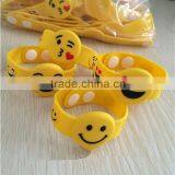 China Factory wholesale Soft silicone emoji snap bracelet pvc emoji bracelets