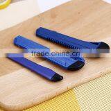 Latest Fashion 6 Inch Utility Knives Blue Handle With Stainless Steel Blade Casing Made in China thumbnail-5