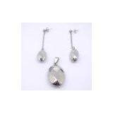 Hoop Earrings thumbnail-2