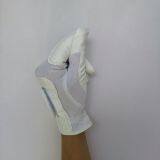 Women's Left Hand Soft Breathable Golf Glove thumbnail-2