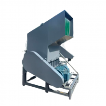 High Capacity Plastic Crusher for Recycling Pipes Sheets Bottles With Durable Blades thumbnail-5
