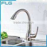 Wenzhou Gold Supplier Contemporary Gooseneck Kitchen Faucet thumbnail-2