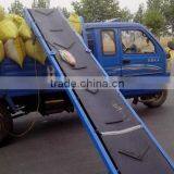 50kgs Bag Loading Conveyors With Hopper Belt Conveyor