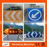 Cheap Aluminium LED Solar Traffic Sign thumbnail-6