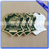 Wholesale antique bronze zinc alloy custom shaped car logo badge