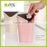 Top Selling Mini Desktop Covered Trash Debris Storage Clean Bucket / Garbage Trash Cans With Lid Best for Office thumbnail-3