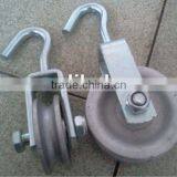 Round Hook Pulley thumbnail-1