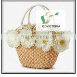 Fashion Summer Straw Bags with Flowers Decoration