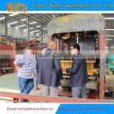 QT5-15 Hydraulic Clay Brick Press Hydraulic Press Machine for Curb Stone thumbnail-3