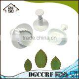 NBRSC Leaf Decorated Plunger Cookie Cutter 3-piece Set Cookies Cutter Set thumbnail-1