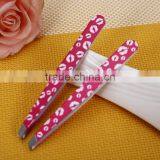 Factory Price Colorful Lip Print Multifunctional Eyebrow Tweezer in Beauty Salon thumbnail-2