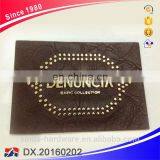 2016 Fashion Apparel Leather Patch Label With Metal Bage
