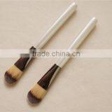 White Handle Facial Mask Brush Synthetic Foundation Paint Brush thumbnail-1
