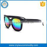 China 2016 New Products Handmade Bamboo Arm Grey Lenses Sunglasses for Sale thumbnail-1