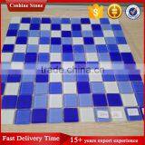 Mixed Blue and White Glass Tiles for Swimming Pool Mosaic thumbnail-2
