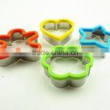 47082 Stainless Steel With Silicone Cover Cookie Cutter thumbnail-4