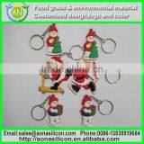 China Factory Lovely Silicone Father Christmas Keychain for Child thumbnail-1