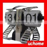 UCHOME Robot Shaped Metal Digital Auto Flip Page Clock Desktop Decorative Clock thumbnail-2
