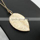 Noble Retro Leaf Necklace Sweater Chain Gold Leaf Long Necklace Quality Choice thumbnail-1