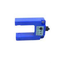 PNP U-Shaped Infrared Through Beam Positioning 13mm Slot Sensor thumbnail-2