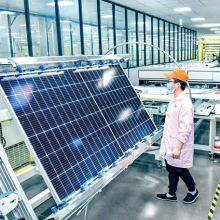 High Efficiency 550w 600w Customized Solar Panels Half Cell Photovoltaic Module Manufacturer thumbnail-2