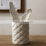 White Ceramic Pen Holder for Decoration thumbnail-1
